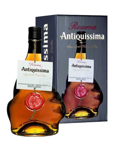 Garcias - Vinhos e Bebidas Espirituosas - AGUARDENTE VELHA ANTIQUISSIMA C/ CAIXA 1