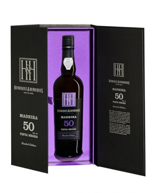 Garcias - Vinhos e Bebidas Espirituosas - VINHO MADEIRA H & H TINTA NEGRA 50 ANOS C/CX 1