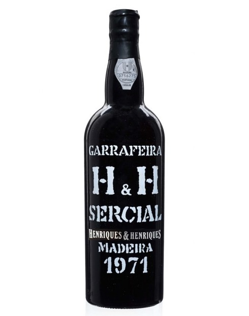 Garcias - Vinhos e Bebidas Espirituosas - VINHO MADEIRA H & H SERCIAL 1971 1