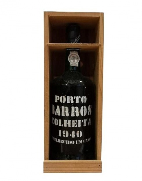 Garcias - Vinhos e Bebidas Espirituosas - VINHO PORTO BARROS COLHEITA 1940 CX. MADEIRA 1 Imagem Zoom