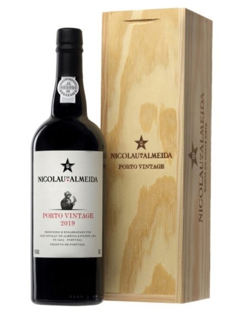 Garcias - Vinhos e Bebidas Espirituosas - VINHO DO PORTO NICOLAU ALMEIDA VINTAGE 2019 1