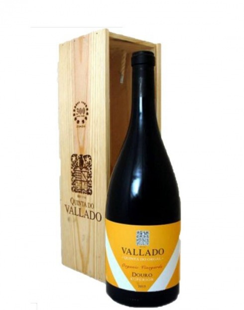 Garcias - Vinhos e Bebidas Espirituosas - VINHO VALLADO SUPERIOR TINTO 2015 CX. MADEIRA 1,5L 1