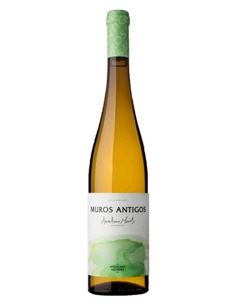 Garcias - Vinhos e Bebidas Espirituosas - VINHO VERDE MUROS ANTIGOS LOUREIRO 2021 1