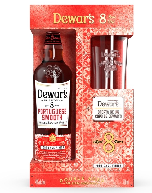 Garcias - Vinhos e Bebidas Espirituosas - WHISKY DEWAR'S 8A PORTUGUESE SMOOTH COM COPO 1